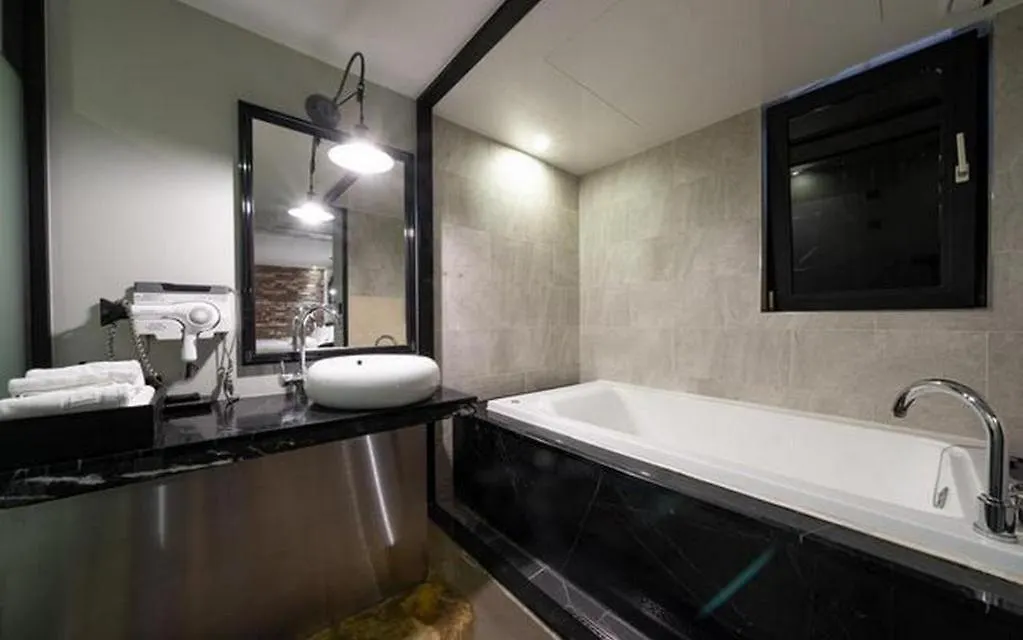 Motel Premier Hotel Xym Soul