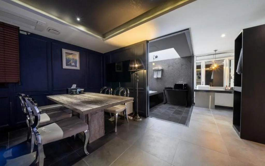 Premier Hotel Xym Soul 2*,